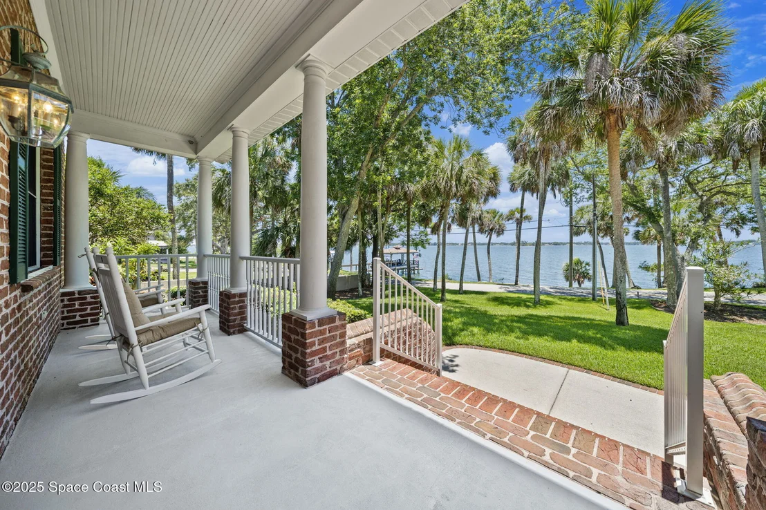 Photo of 1407 Rockledge Drive
