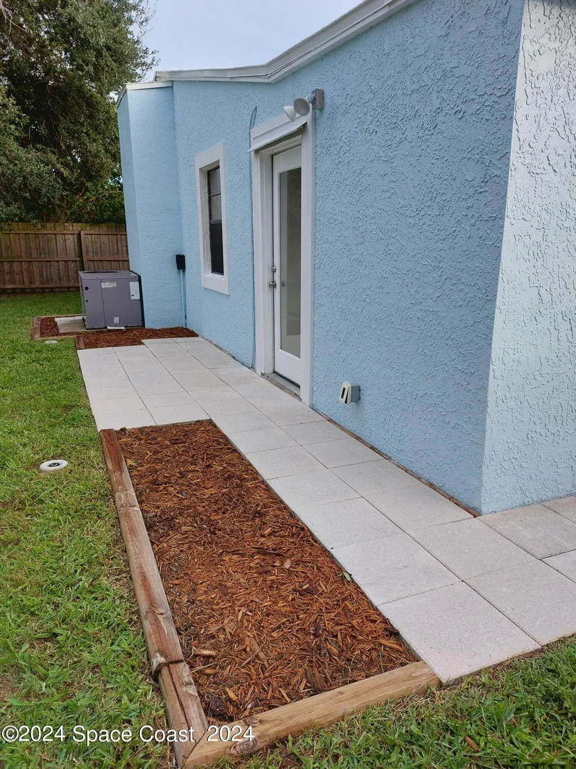 Photo of 719 Camellia Drive