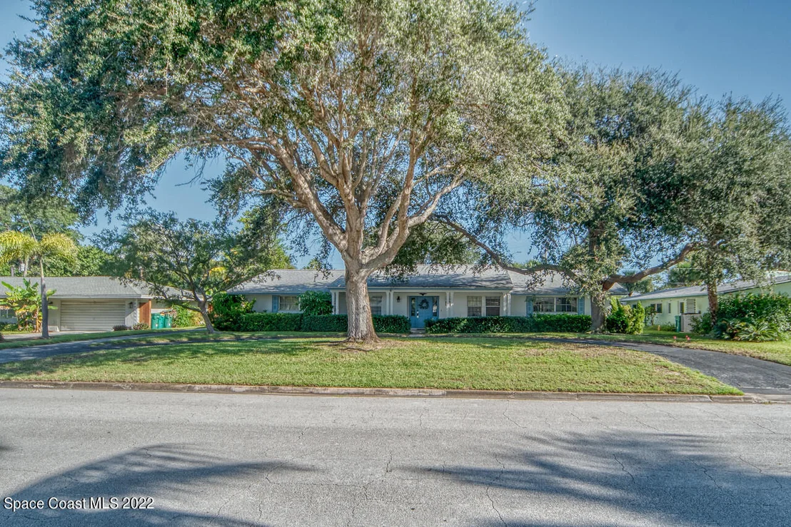 Photo of 310 12th Terrace