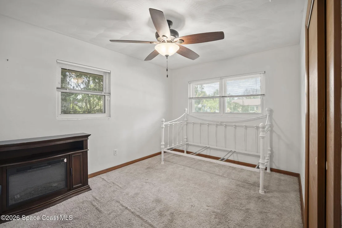 Photo of 2414 Greenway Drive