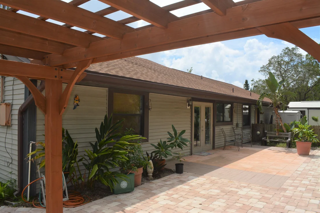 Photo of 664 Altura Drive