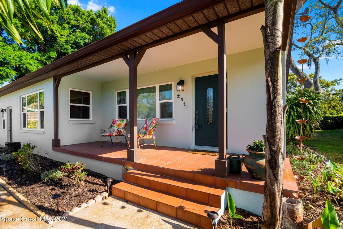Photo of 211 Broadview Drive