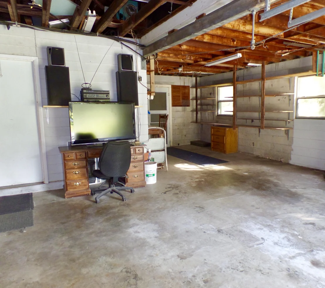 Photo of 2457 Kaiser Road
