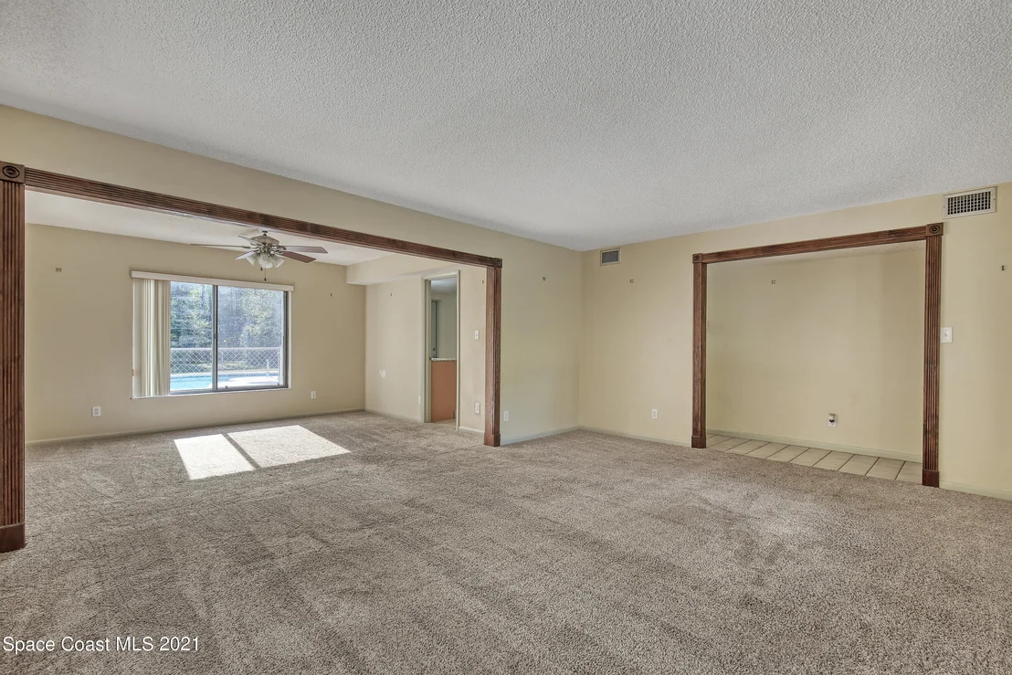 Photo of 2502 Meadow Lane