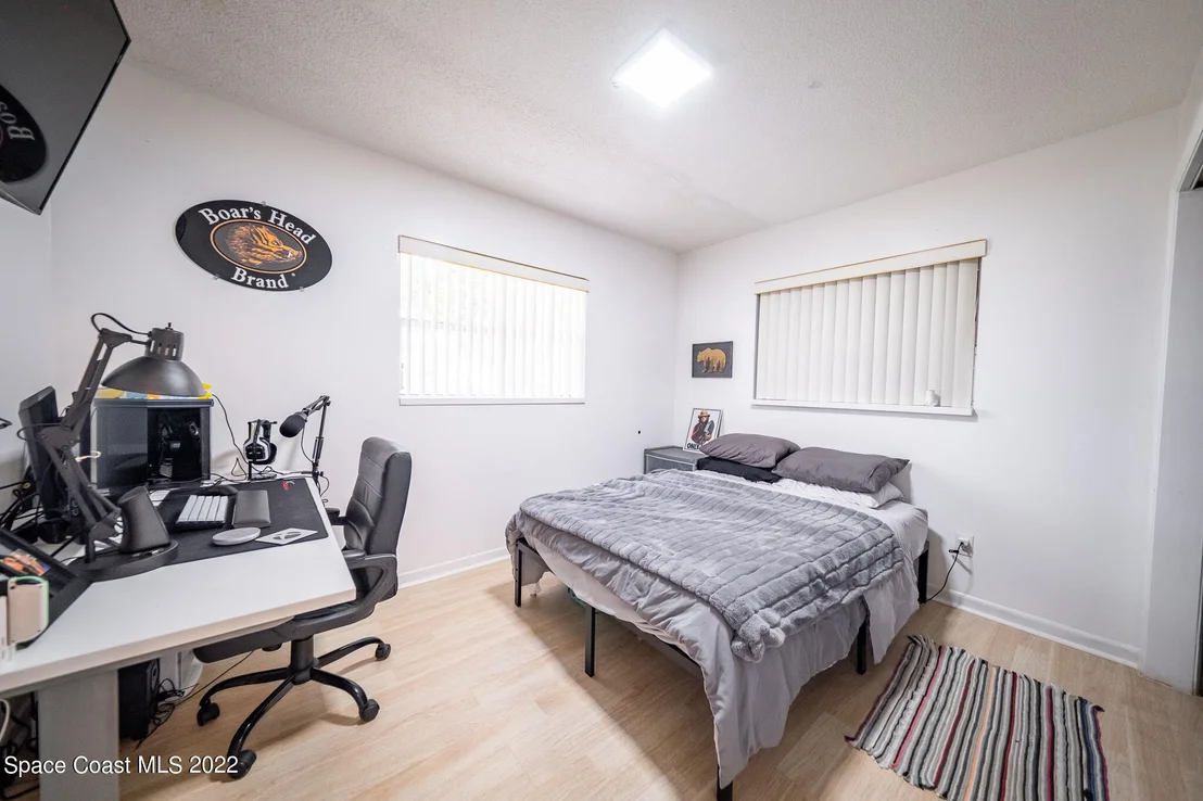 Photo of 982 Cardon Drive