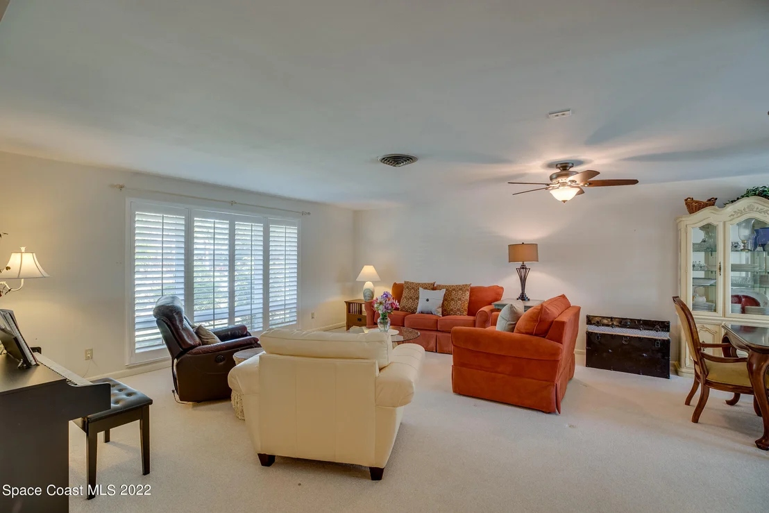 Photo of 685 Glenview Terrace