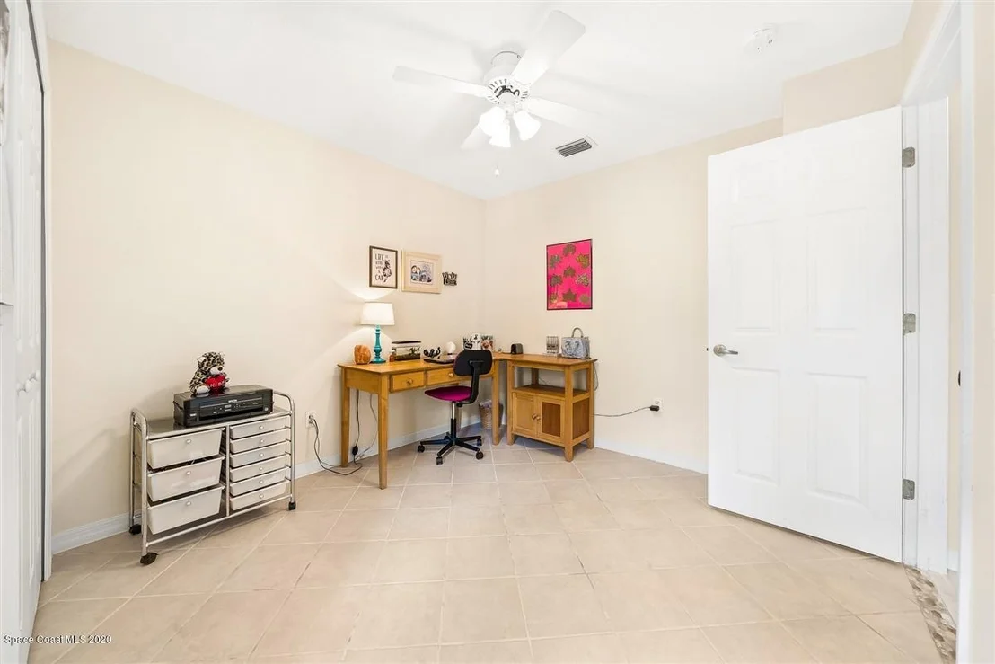 Photo of 2484 Addington Circle