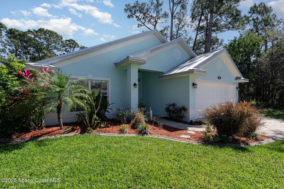 Photo of 915 Sedgewood Circle