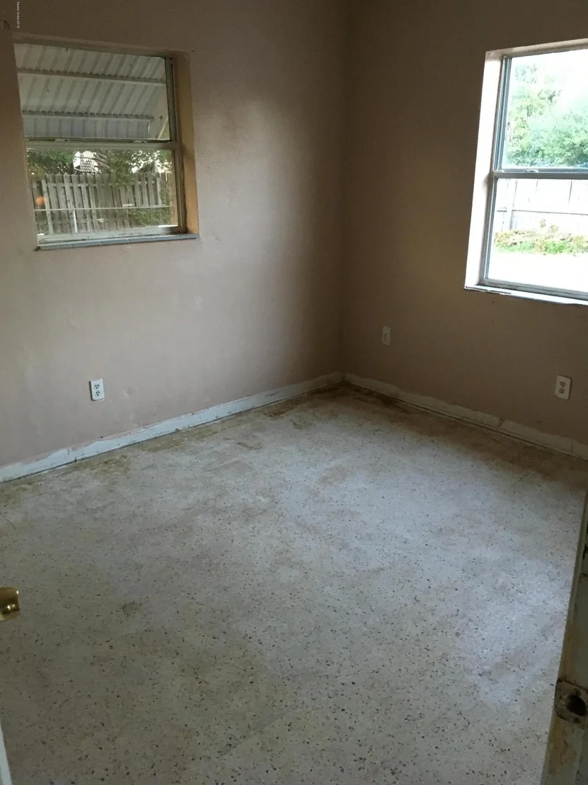 Photo of 280 Pelican Drive