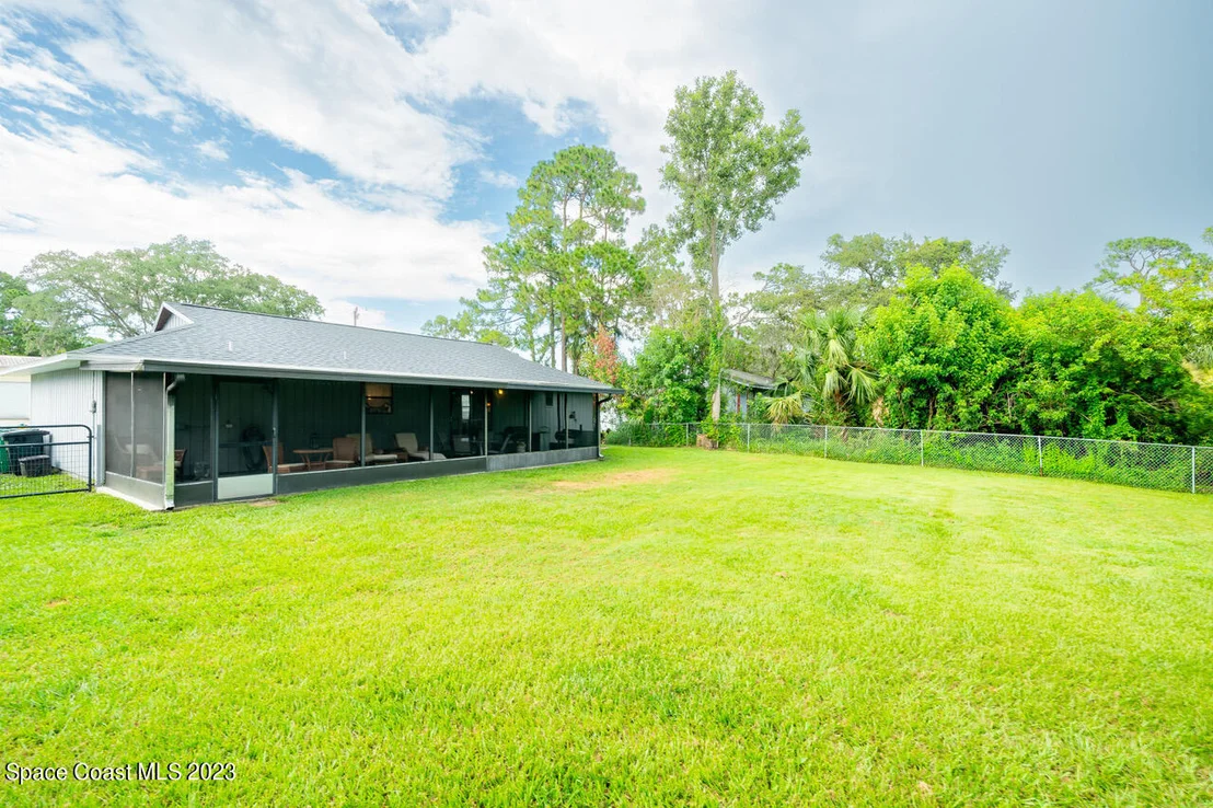 Photo of 4065 Oakland Street