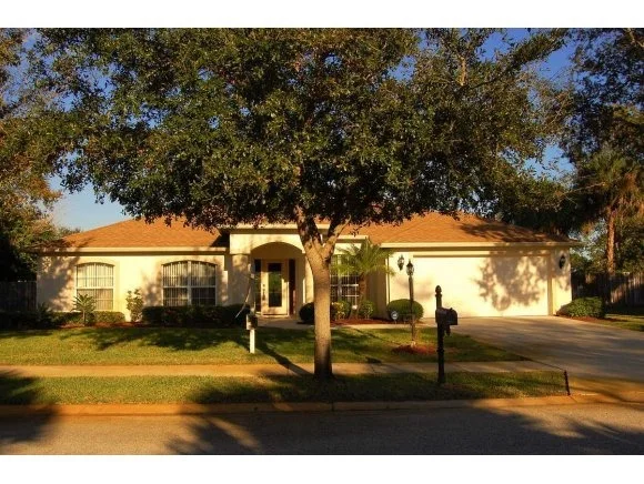 Photo of 860 Spring Oak