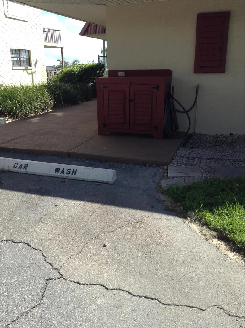 Photo of Unit 412 at 1025 Rockledge Drive