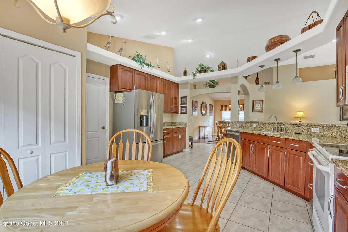 Photo of 6915 Renshaw Drive