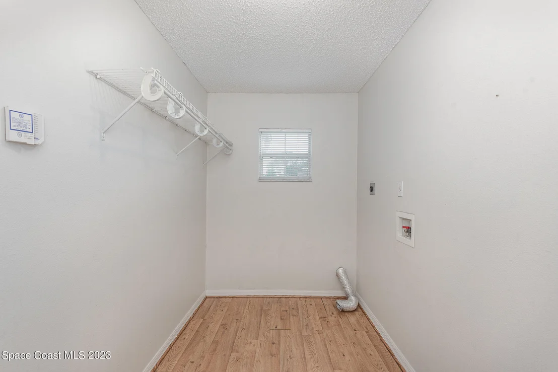 Photo of 5750 Banos Avenue