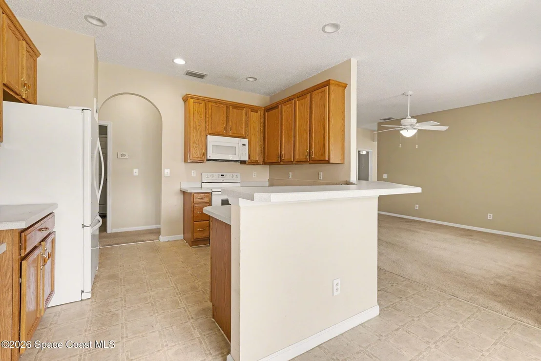 Photo of 3061 Eldron Boulevard SE