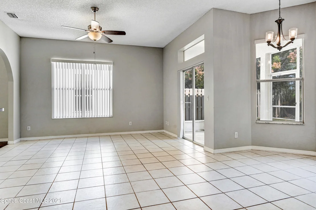Photo of 7016 Hammock Trace Drive