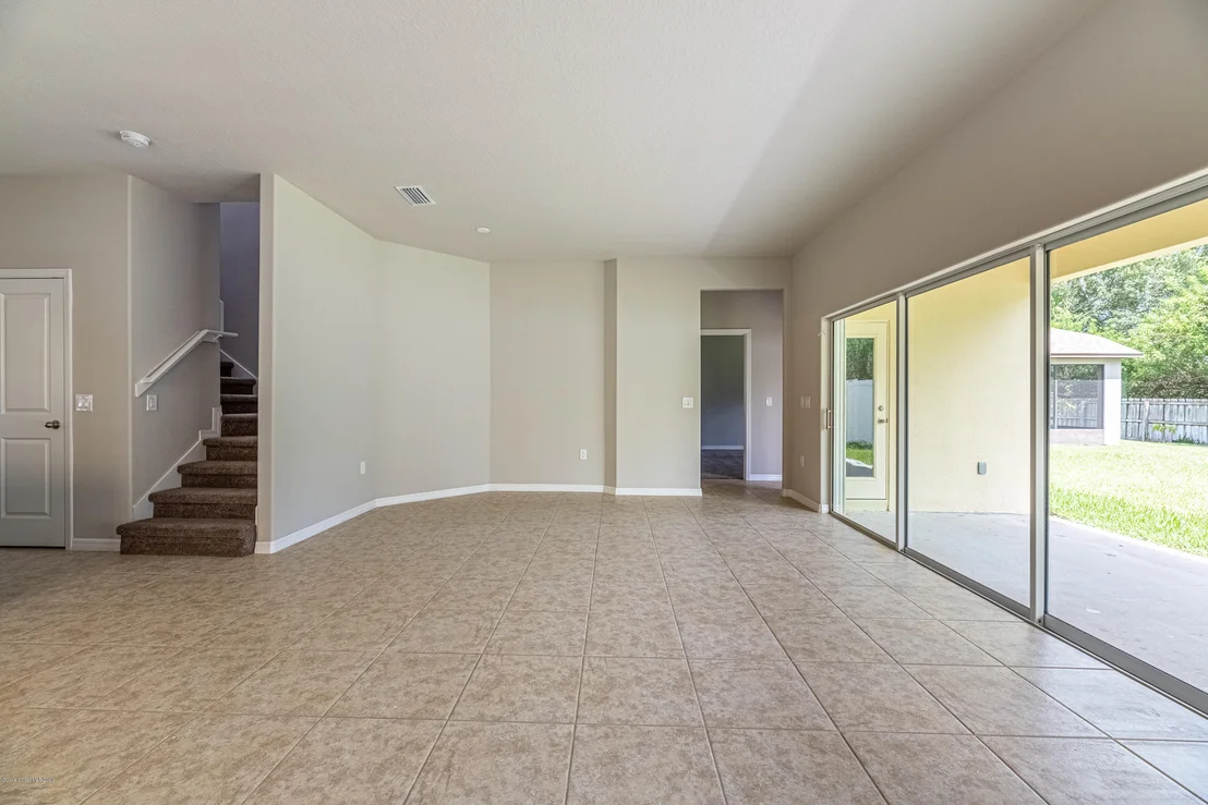 Photo of 425 Dryden Circle