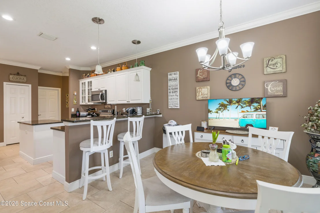 Photo of 5828 Pine Ridge Circle
