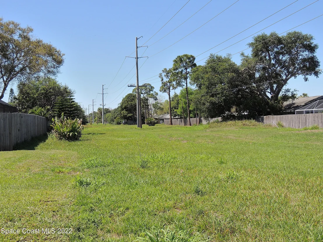 Photo of 900 Jamestown Drive