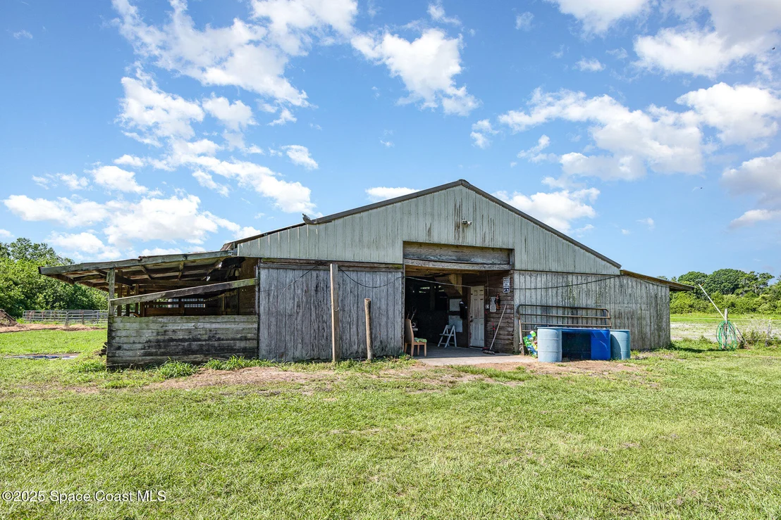 Photo of 2675 Brockett Road