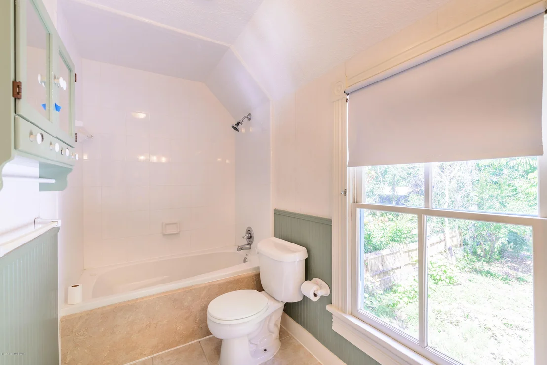 Photo of 36 Barton Avenue