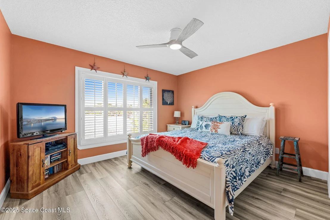 Photo of 5055 Ocean Beach Boulevard
