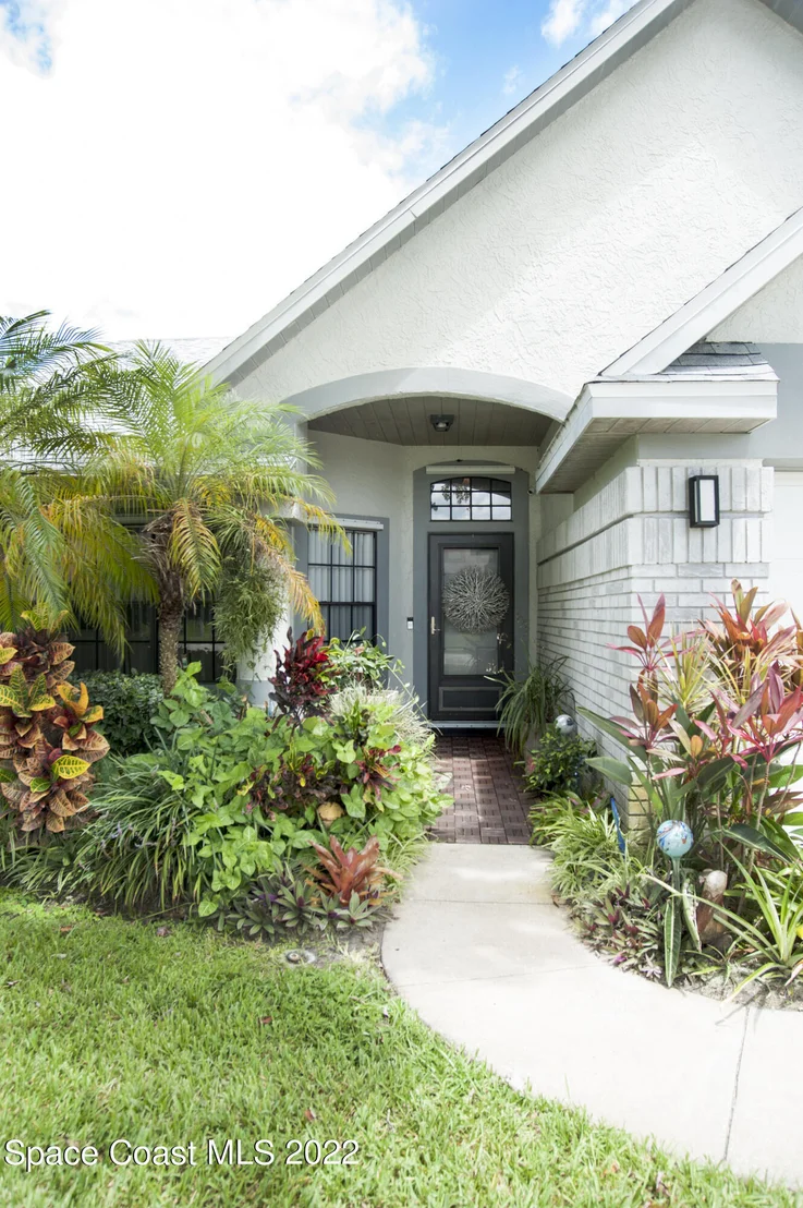 Photo of 968 Pelican Lane