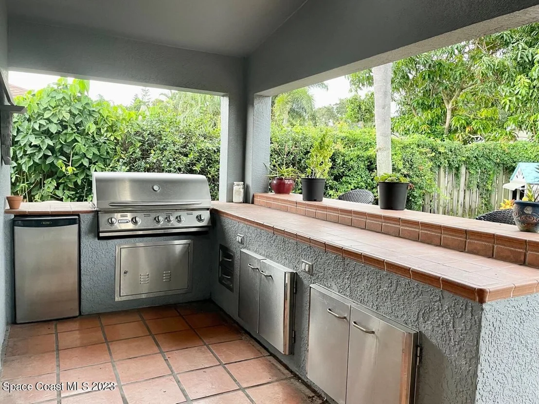 Photo of 8001 Bracken Lane