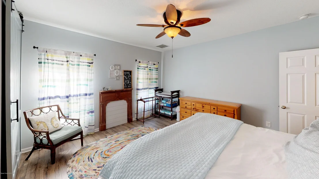 Photo of 1565 Litchfield Drive