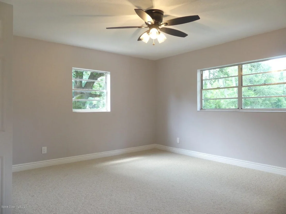 Photo of 5040 Scott Road