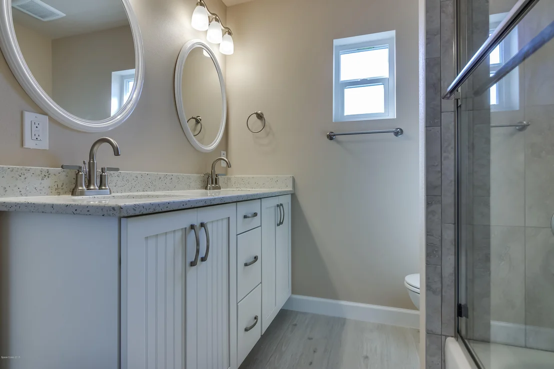 Photo of 360 Lee Avenue
