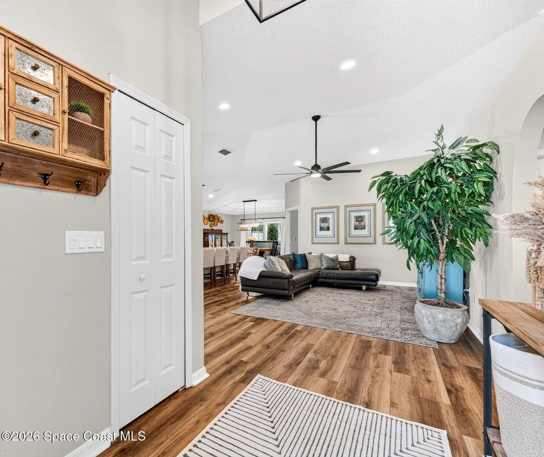 Photo of 1716 Vista Lake Circle