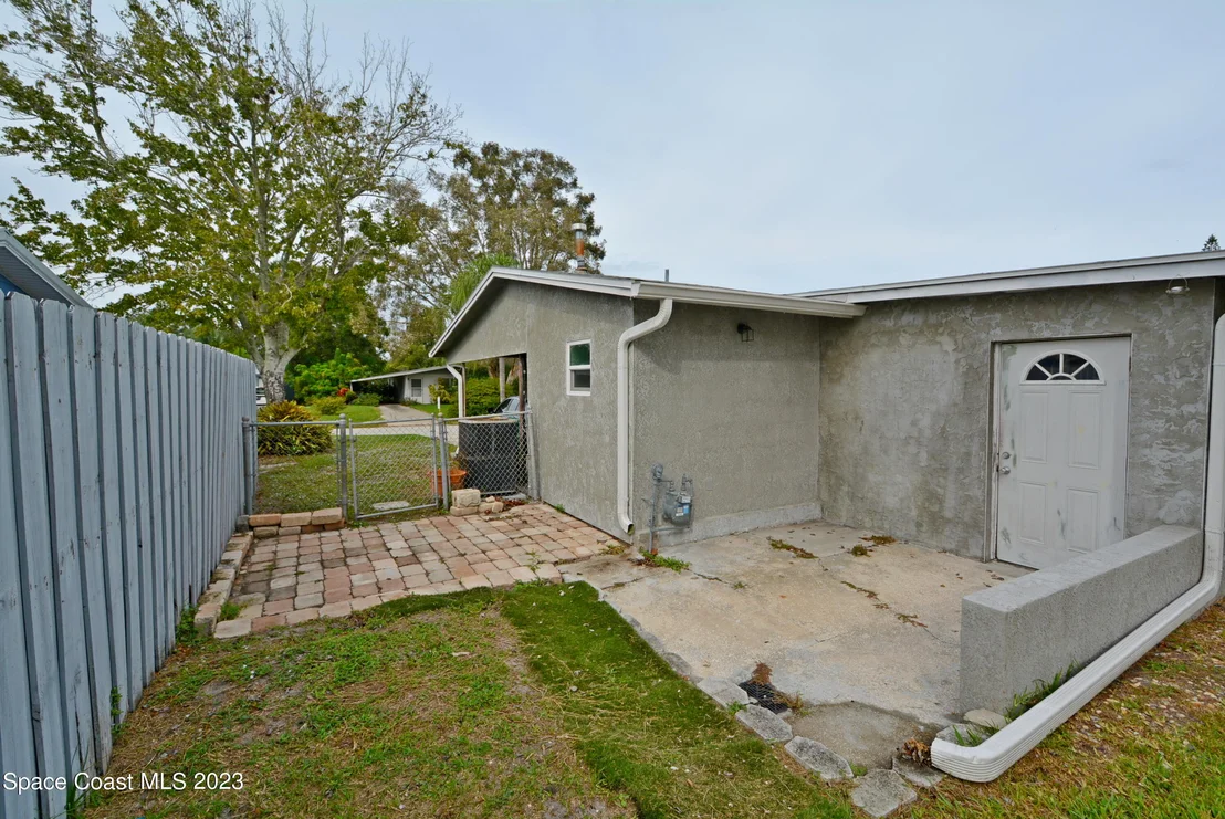 Photo of 2579 Coventry Road