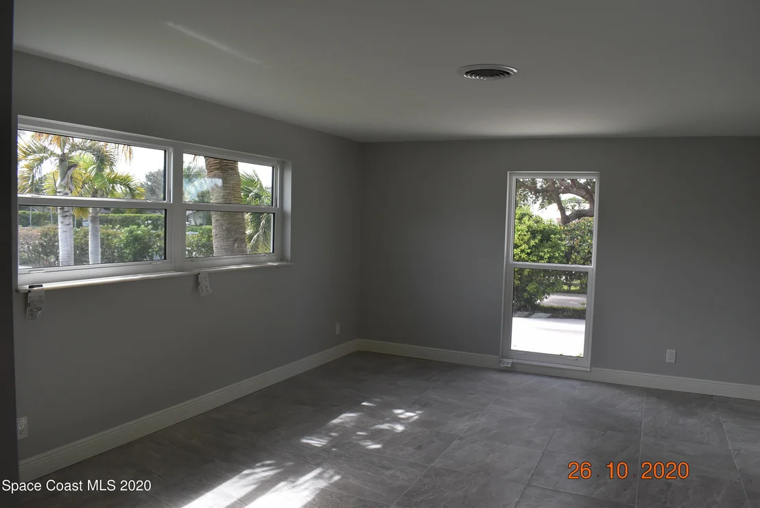 Photo of 876 Norfolk Pine Lane