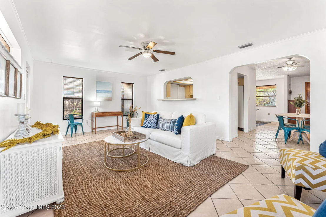 Photo of 6414 Hudson Road