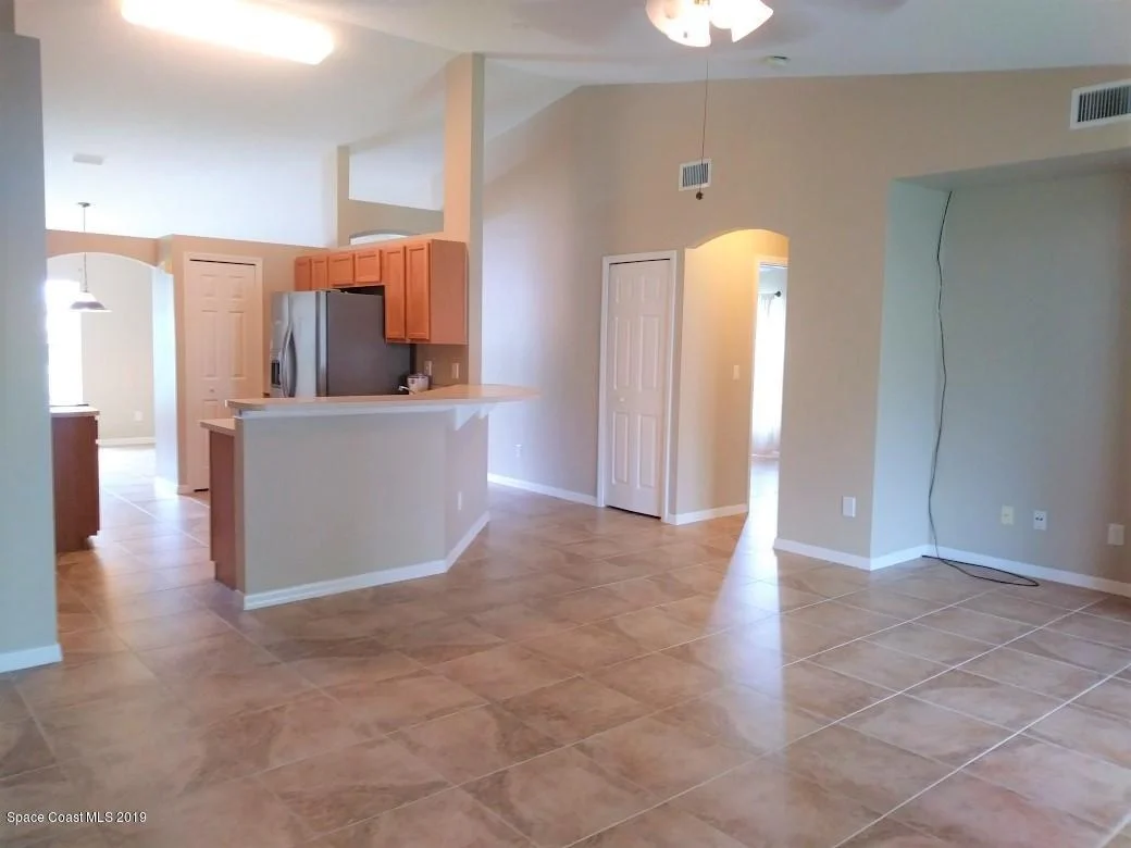 Photo of 1083 Del Mar Circle