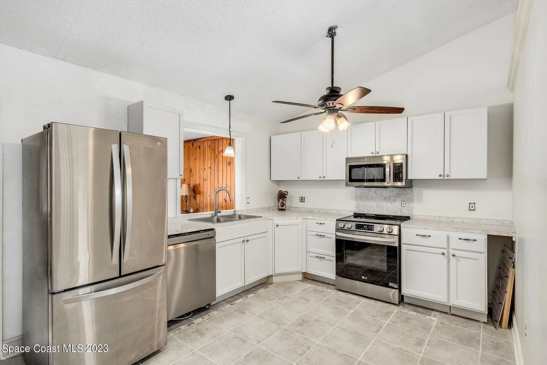 Photo of 4630 Robert Street