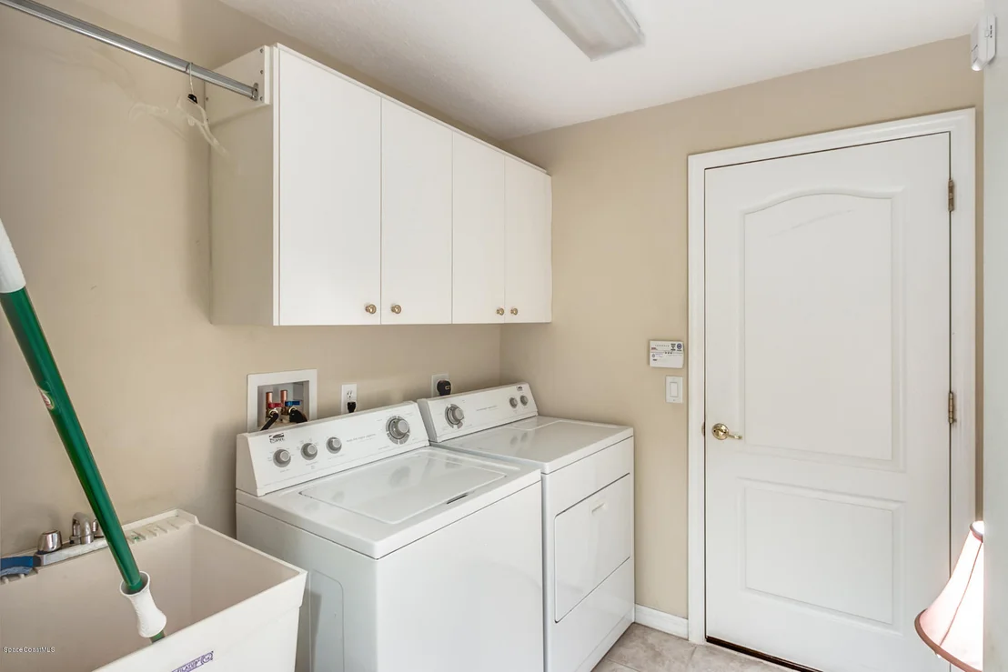 Photo of 6927 Owen Drive