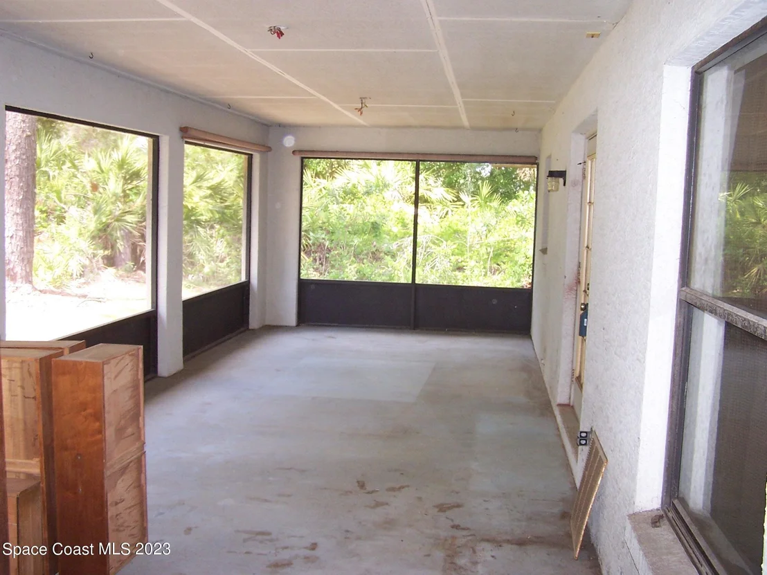 Photo of 3735 Felda Street