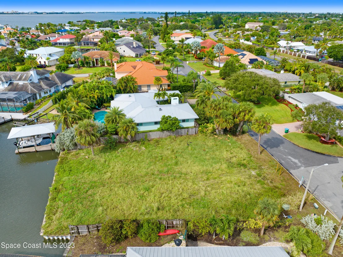 Photo of 394 River View Lane