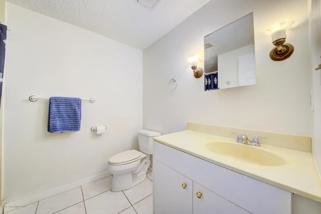 Photo of 4005 Alan Shepard Avenue