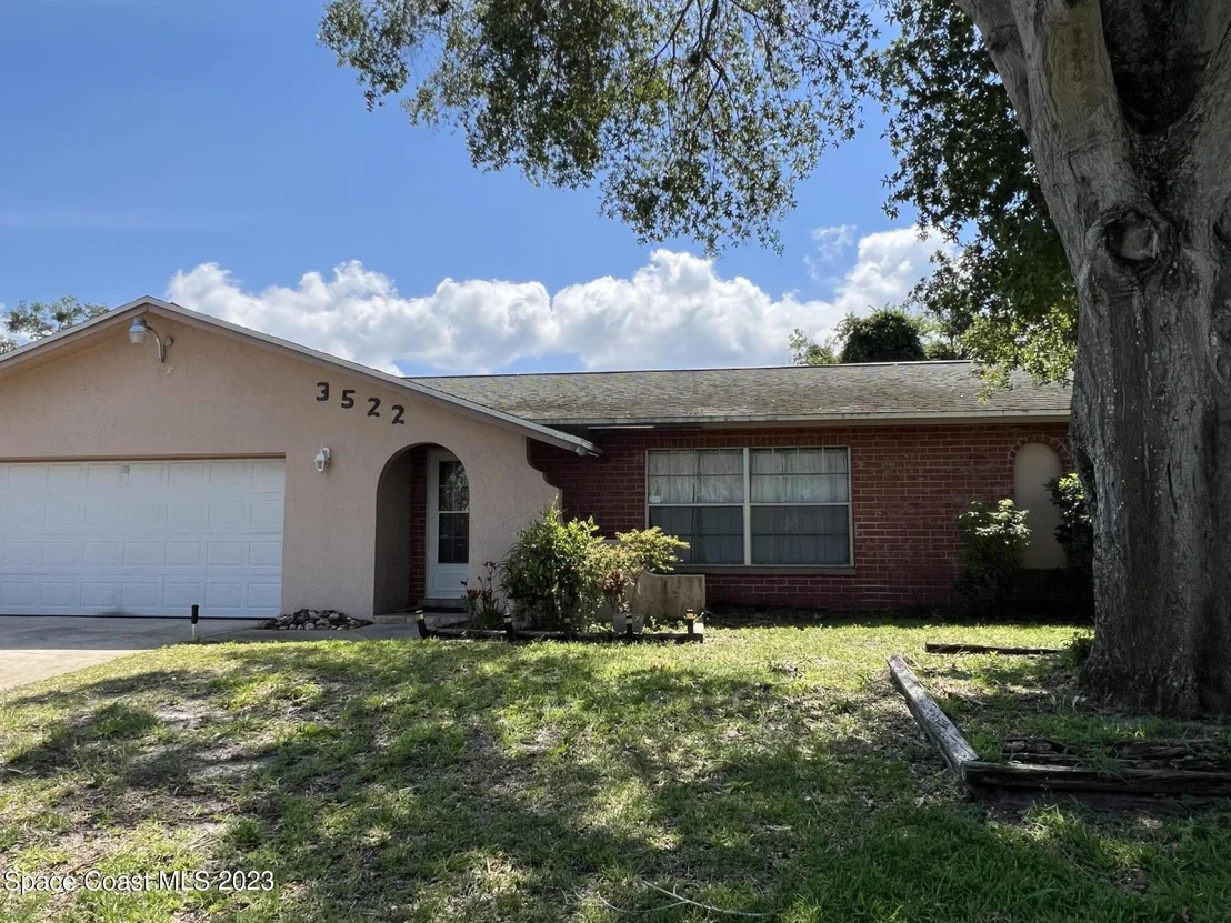 Photo of 3522 E Roundtree Drive