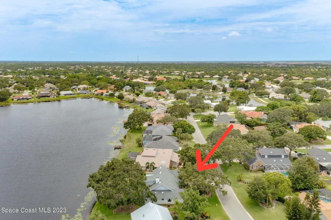 Photo of 401 Crystal Lake Drive