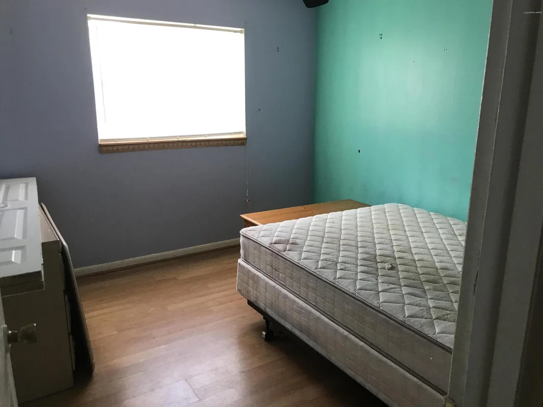Photo of 1419 Floyd Drive