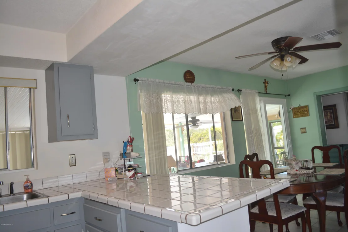 Photo of 960 Bacon Circle NE