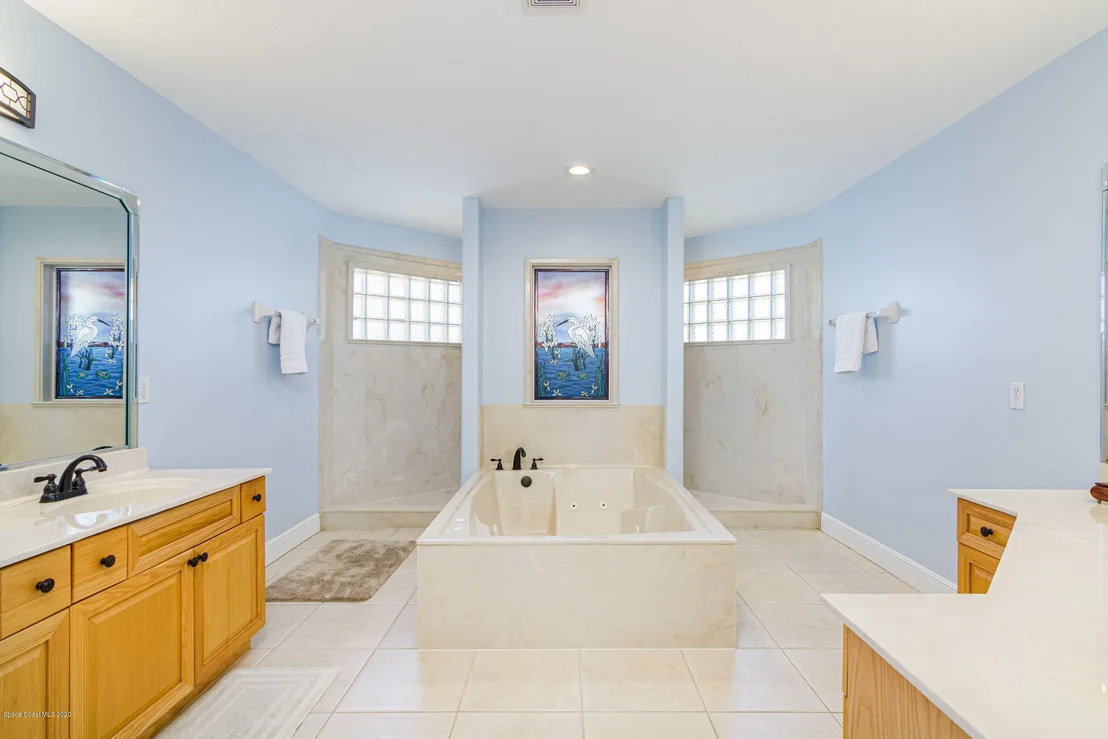 Photo of 2128 Auburn Lakes Drive
