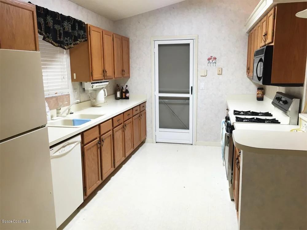 Photo of 7216 Hammock Lakes Drive