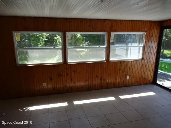 Photo of 1816 Poinsetta Boulevard