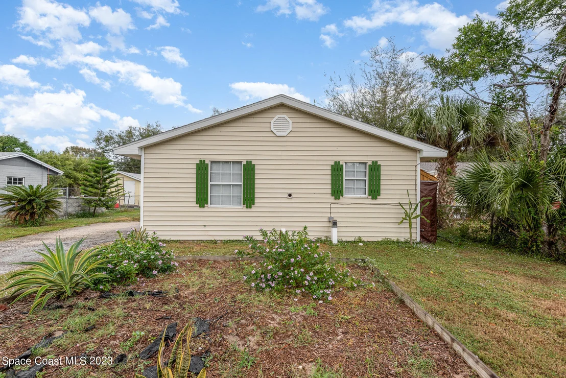 Photo of 142 Homburg Place