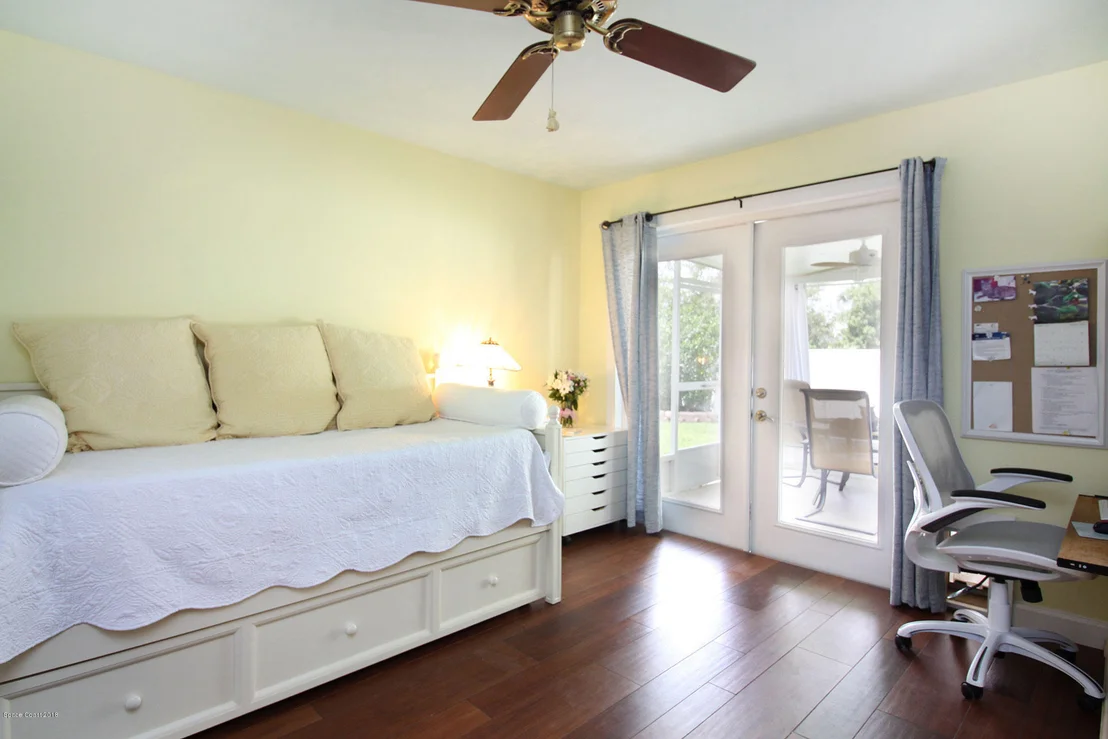 Photo of 412 Myrtlewood Road